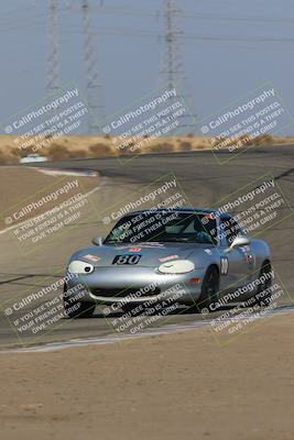 media/Oct-29-2022-CalClub SCCA (Sat) [[e05833b2e9]]/Race Group 3/Qualifying (Outside Grapevine)/